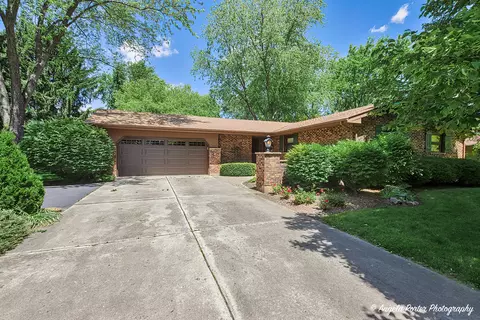 10788 W Talmadge Ave, Beach Park, IL 60099