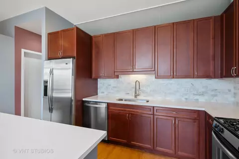 Kitchen - 65 E Monroe St #4215, Chicago, IL 60603 photo 1 of 2