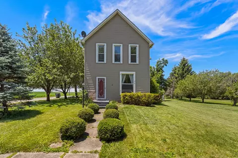 255 S Eldon St, Cisco, IL 61830
