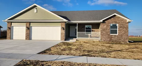 530 Lloyd Dr, Dwight, IL 60420
