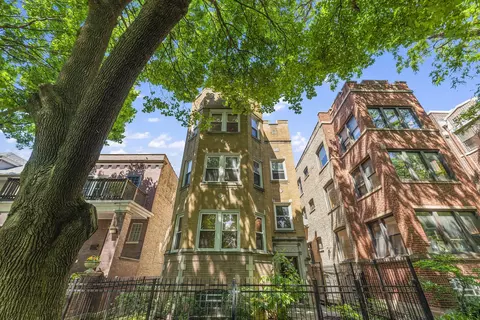 6630 N Newgard Ave, Chicago, IL 60626