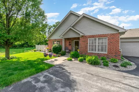 18616 Villa Ct, Lansing, IL 60438