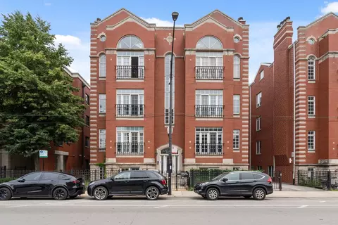 2533 N Halsted St #2S, Chicago, IL 60614