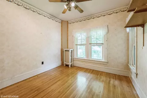 Bedroom - 701 N Hart Blvd, Harvard, IL 60033 photo 4 of 6