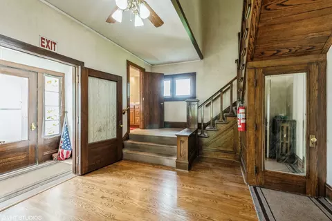 Entry Way - 701 N Hart Blvd, Harvard, IL 60033 photo 1 of 2