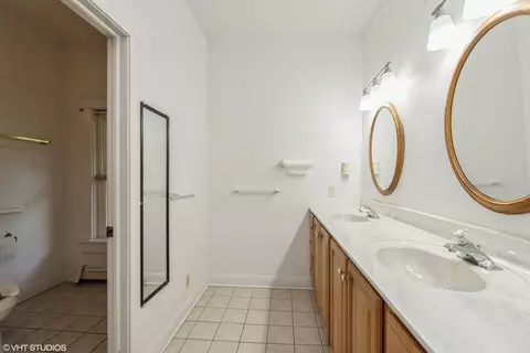Bath - 701 N Hart Blvd, Harvard, IL 60033 photo 3 of 4