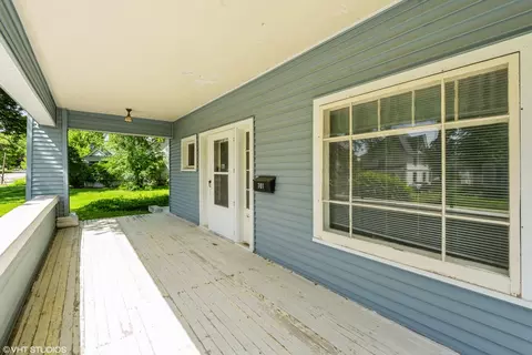 Exterior - 701 N Hart Blvd, Harvard, IL 60033 photo 3 of 4