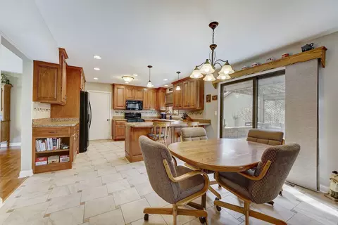 1038 Park Blvd, Morris, IL 60450 photo 12