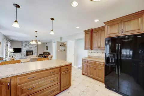 1038 Park Blvd, Morris, IL 60450 photo 8