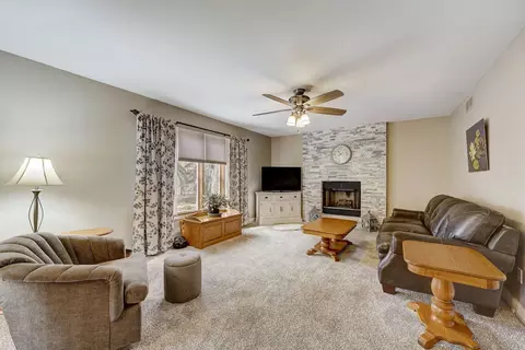 1038 Park Blvd, Morris, IL 60450 photo 14