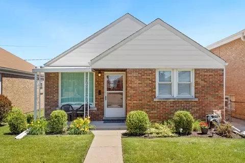 1627 N 23rd Ave, Melrose Park, IL 60160