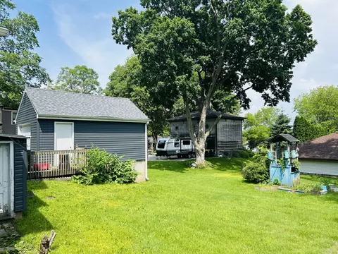 461 Perley Ave, Pecatonica, IL 61063 photo 4