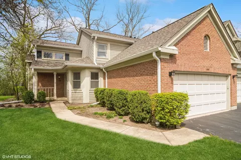 1509 Sheridan Ct #L, Wheeling, IL 60090
