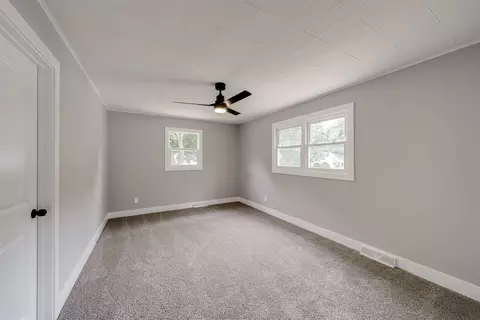 Bedroom - 1102 N Oak St, Bloomington, IL 61701 photo 1 of 3
