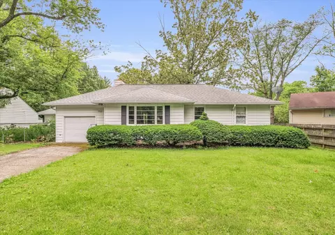 707 Southwest Dr, Champaign, IL 61820