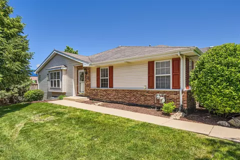 5604 W Sutton Pl #A, Monee, IL 60449 photo 2