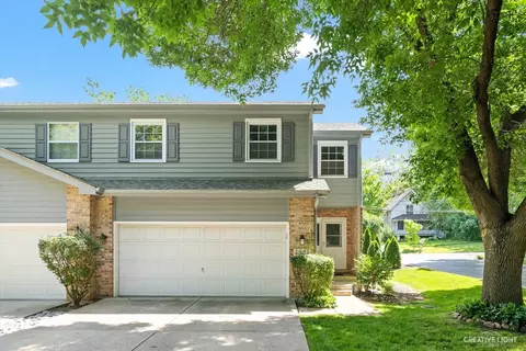 4924 Riedy Pl #4A, Lisle, IL 60532