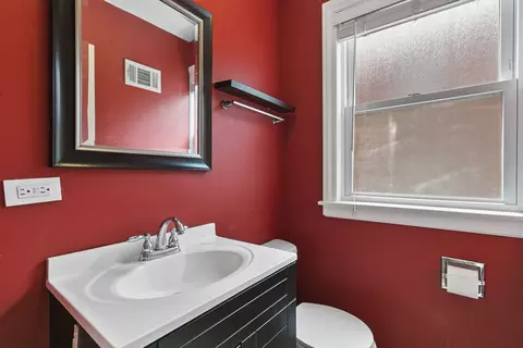 10116 S Artesian Ave, Chicago, IL 60655 photo 9