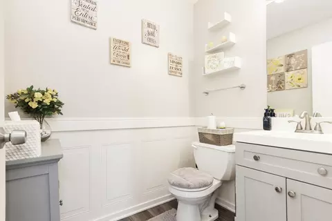 Bath - 5615 Kimberly Dr, Plainfield, IL 60586 photo 1 of 5