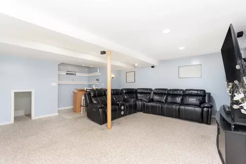 Living - 5615 Kimberly Dr, Plainfield, IL 60586 photo 3 of 3