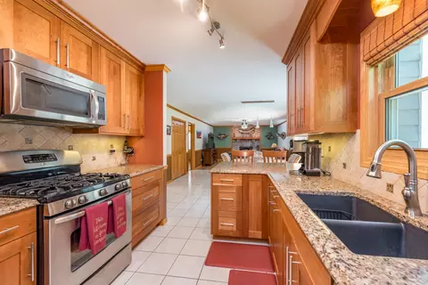 1870 Fox Meadow Ct, Gurnee, IL 60031 photo 11