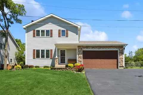 1306 W Hill St, Palatine, IL 60067