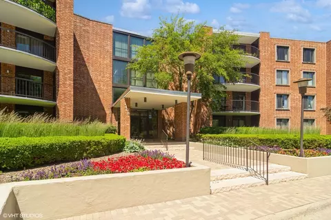 1405 E Central Rd #111B, Arlington Heights, IL 60005