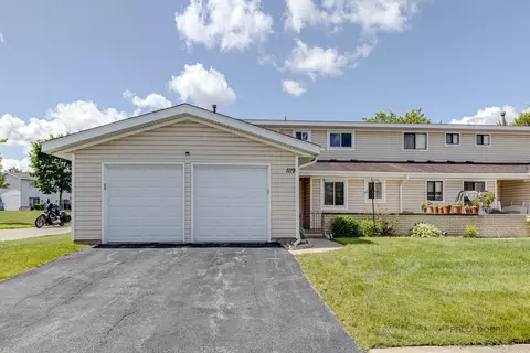 1119 Swansea Ct, Schaumburg, IL 60193
