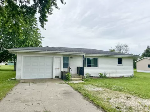 409 W Central St, Buckley, IL 60918
