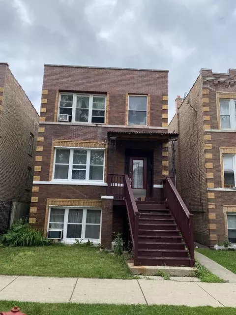 3136 N Ridgeway Ave, Chicago, IL 60618