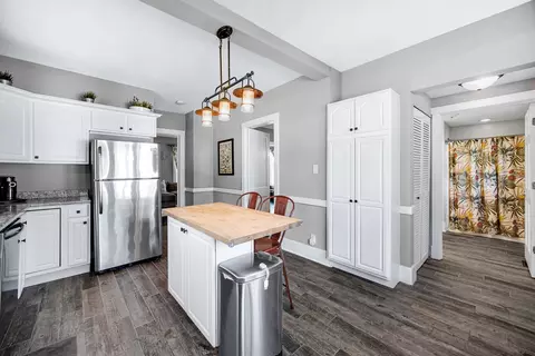 Kitchen - 2 S Melrose Ave, Elgin, IL 60123 photo 3 of 3