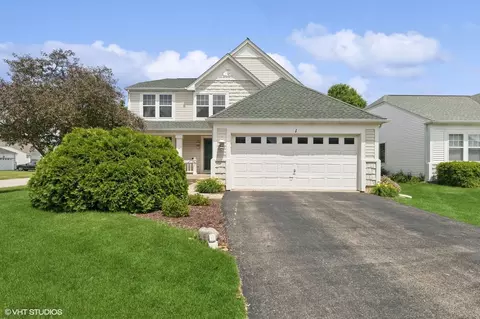 1 Wexford Ct, Lake In The Hills, IL 60156