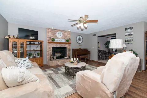 1104 Kings Mill Rd, Normal, IL 61761 photo 11