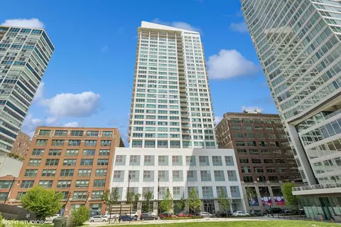 701 S Wells St #1103, Chicago, IL 60607