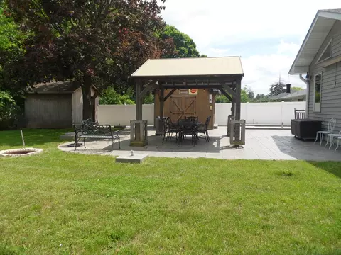 Exterior - 751 Duncan Dr, Aurora, IL 60506 photo 8 of 12