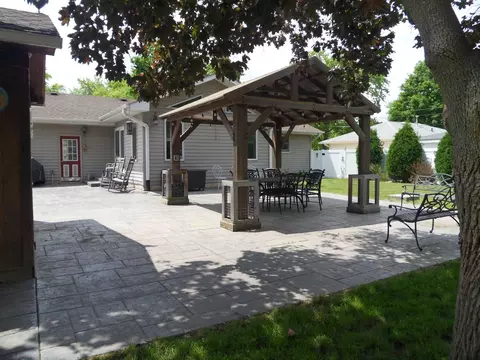 Exterior - 751 Duncan Dr, Aurora, IL 60506 photo 3 of 12