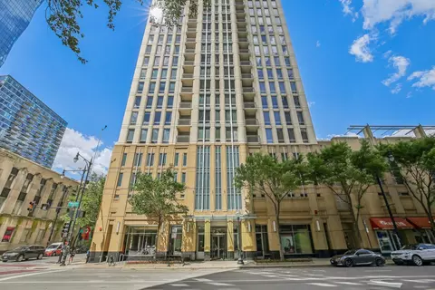 1250 S Michigan Ave #1706, Chicago, IL 60605