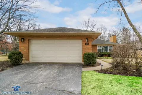 335 Brookside Ln, Glencoe, IL 60022 photo 1