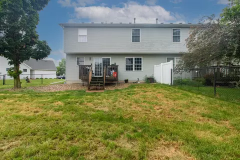 Exterior - 111 Labrador Ln, Downs, IL 61736 photo 4 of 7