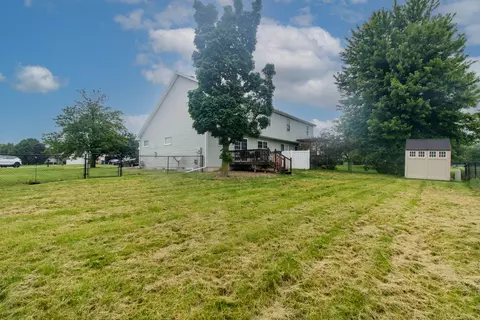 Exterior - 111 Labrador Ln, Downs, IL 61736 photo 3 of 7