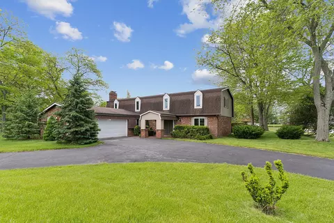 24936 S Willow Brook Trl, Crete, IL 60417