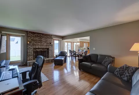 869 Kent Cir, Bartlett, IL 60103 photo 10