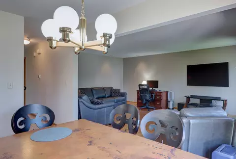 869 Kent Cir, Bartlett, IL 60103 photo 8
