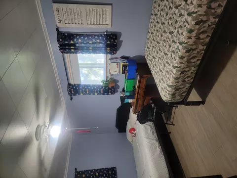 Bedroom - 22940 Lahon Rd, Steger, IL 60475 photo 3 of 5