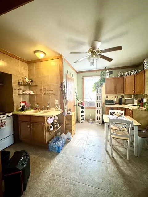 Kitchen - 307 E High St, Sycamore, IL 60178 photo 1 of 3