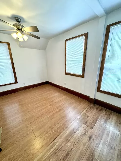 Bedroom - 307 E High St, Sycamore, IL 60178 photo 3 of 5