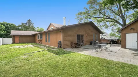 335 E 3rd St, Byron, IL 61010 photo 40