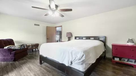 335 E 3rd St, Byron, IL 61010 photo 18