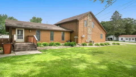 335 E 3rd St, Byron, IL 61010 photo 42