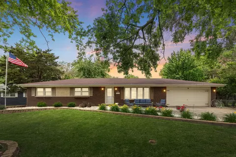 168 W Fifth St, Manteno, IL 60950